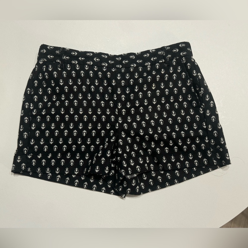 Forever 21 Black/White Printed Shorts